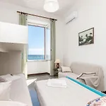 Casa Franca Fronte Mare, Wi-fi, Aria Condizionata Appartamento *